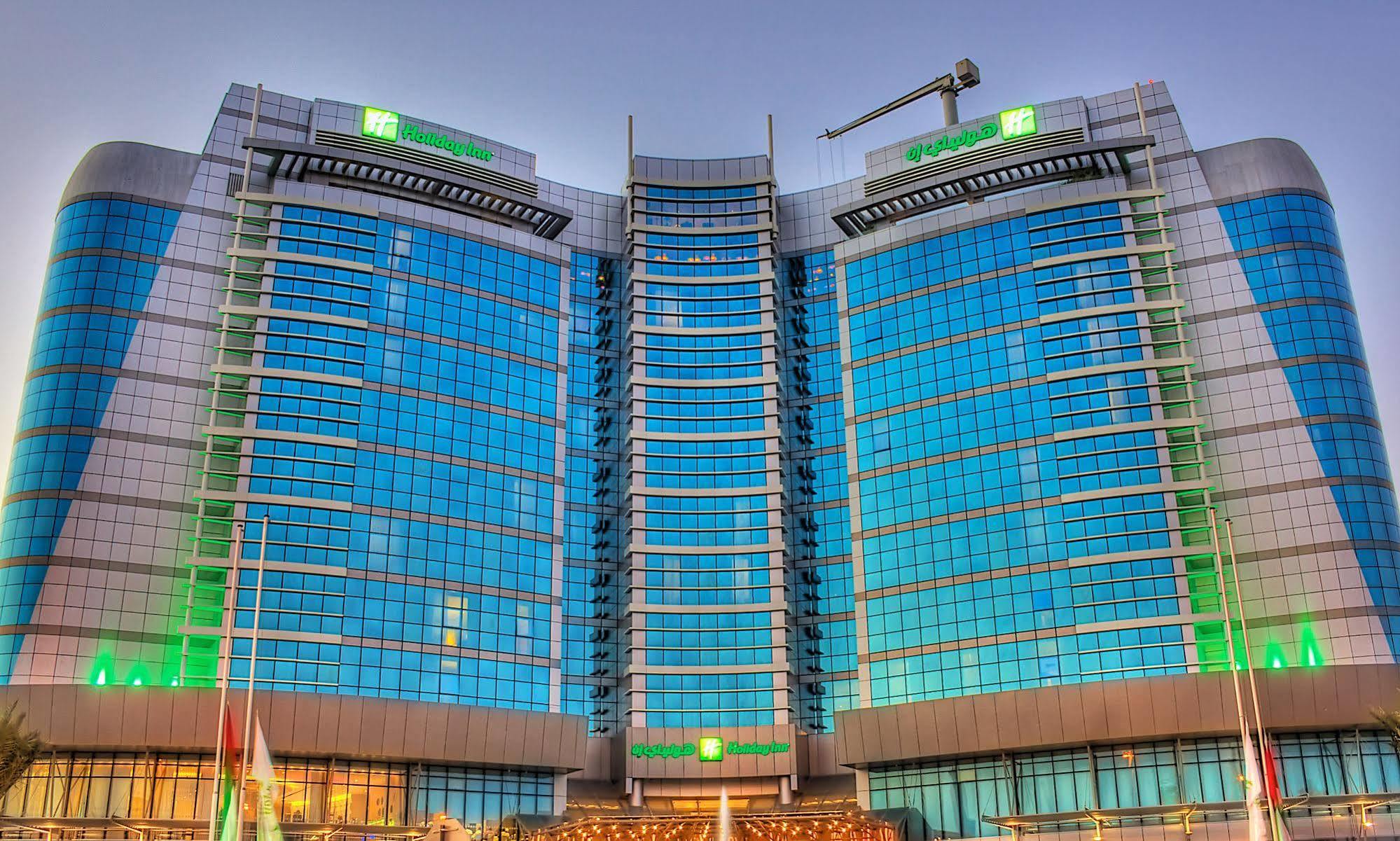 Holiday Inn Abu Dhabi, An Ihg Hotel Экстерьер фото